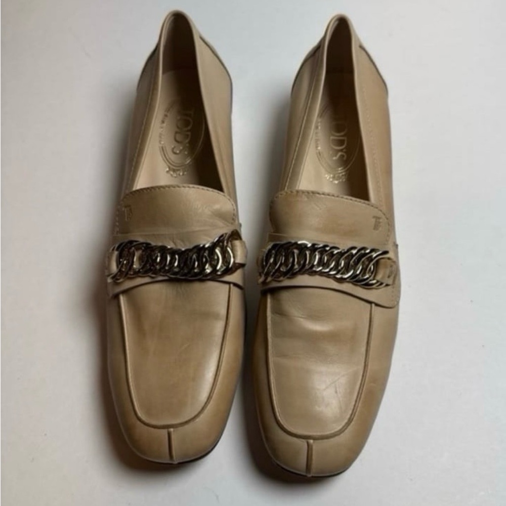 Tod's Chain-Link Slip-On Leather‎ Loafer Shoes